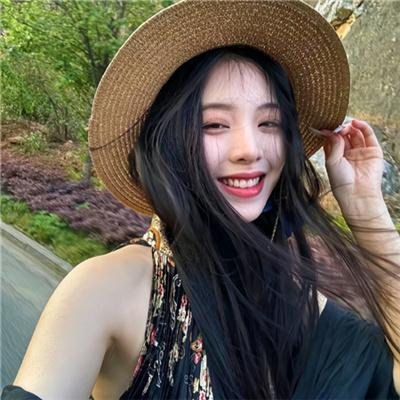 扭曲的地球封面